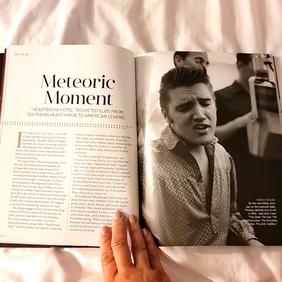 Special NewsweekEdition. ELVIS. His Life in Photos. 80 Years of the King of Rock - Picture 6 of 11